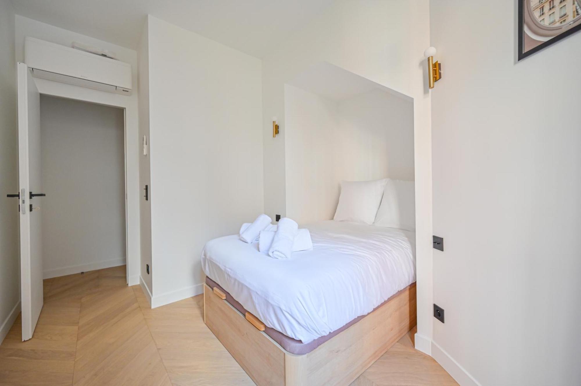 Sumptuous & Serene Parisian Flat ภายนอก รูปภาพ